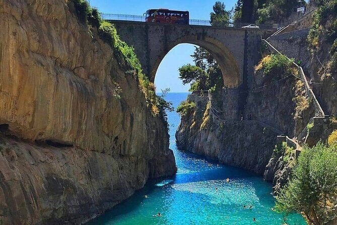 Amalfi Coast and Pompei from Rome: Enjoy a Private Full-Day Tour - Private ride, hotel pickup, and tour assistant: what makes it feel easy