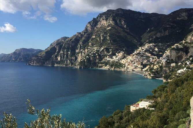 Amalfi Coast Day Tour from Sorrento with Light Lunch and Wine - Ravello lunch with wine: why this stop feels like the payoff