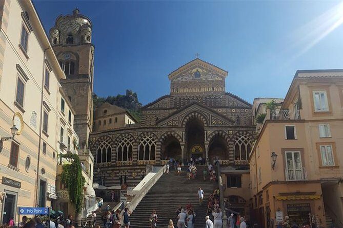 Amalfi Coast Day Tour from Sorrento with Light Lunch and Wine - Timing, traffic, and why the driver matters here