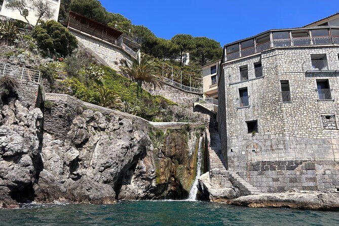 Amalfi Coast : Kayak-Snorkeling tour Pandora Cave & Hidden beach - Starting at Moorea Beach Club, then out onto Amalfi time