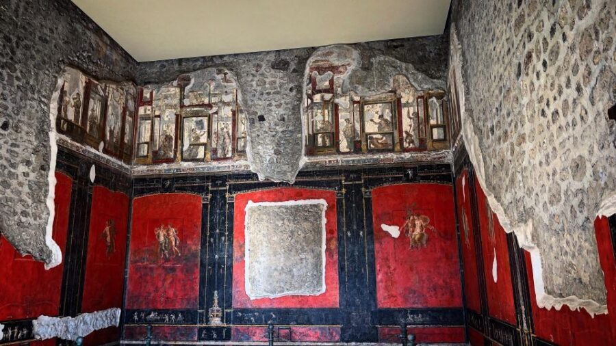 Amalfi Coast: Pompeii, Vesuvius, & Wine Tasting with Lunch - From your Amalfi Coast hotel to Pompeii: the door-to-door part