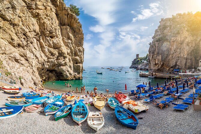 Amalfi Coast & Positano: Boat Tour with Snorkeling & Drinks - Stop 1: Amalfi Stretch, Sea Caves, and the Arc of Lovers