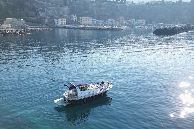 Amalfi Coast Private Boat Tour - Stop 3: Li Galli islands for snorkeling and jump-in fun