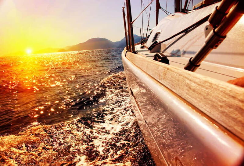 Amalfi: Sunset Boat Tour with Fruit and Drinks - Conca dei Marini, Sophia Loren’s area, and Santa Rosa Monastery views
