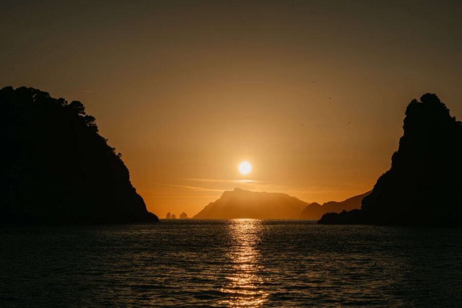 Amalfi: Sunset Boat Tour with Fruit and Drinks - Fiordo di Furore: the Italy fjord moment