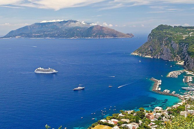 Amalfi to Capri Private Boat Tour - Faraglioni Rock and Capri Coves: The Sea-Only Views