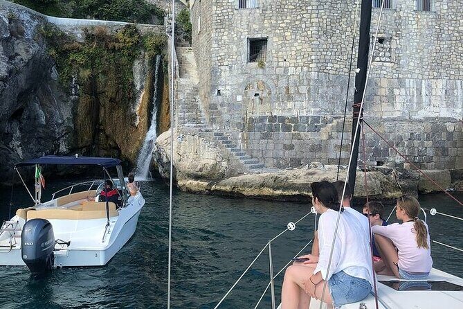 Boat tour of the Amalfi Coast with Aperitif - Boat comfort and practical details that matter in Amalfi