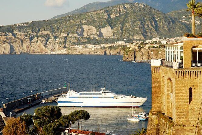 Capri Private Boat Day Tour from Sorrento, Positano or Naples - Key things I’d zero in on before you book