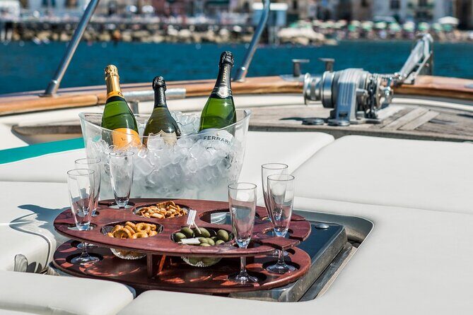 Capri Private Boat Day Tour from Sorrento, Positano or Naples - Red villa and the pink lighthouse: scenic stops with no crowds