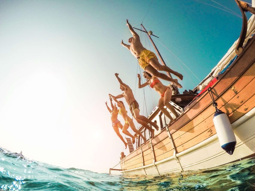 From Amalfi: Capri Island Boat Tour with Snorkeling & Drinks - The Morning Cruise: Amalfi Views, Conca dei Marini, and Sea-Level Stories