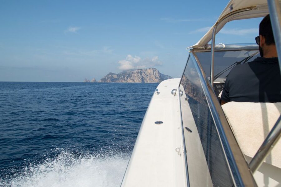 From Amalfi: Day Trip to Capri Private Boat Tour with Drinks - Key things that make this Capri boat day work