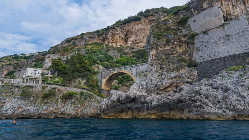 From Positano: Amalfi Coast and Emerald Grotto Group Cruise - Emerald Grotto and the Natural Arch: the big photo targets