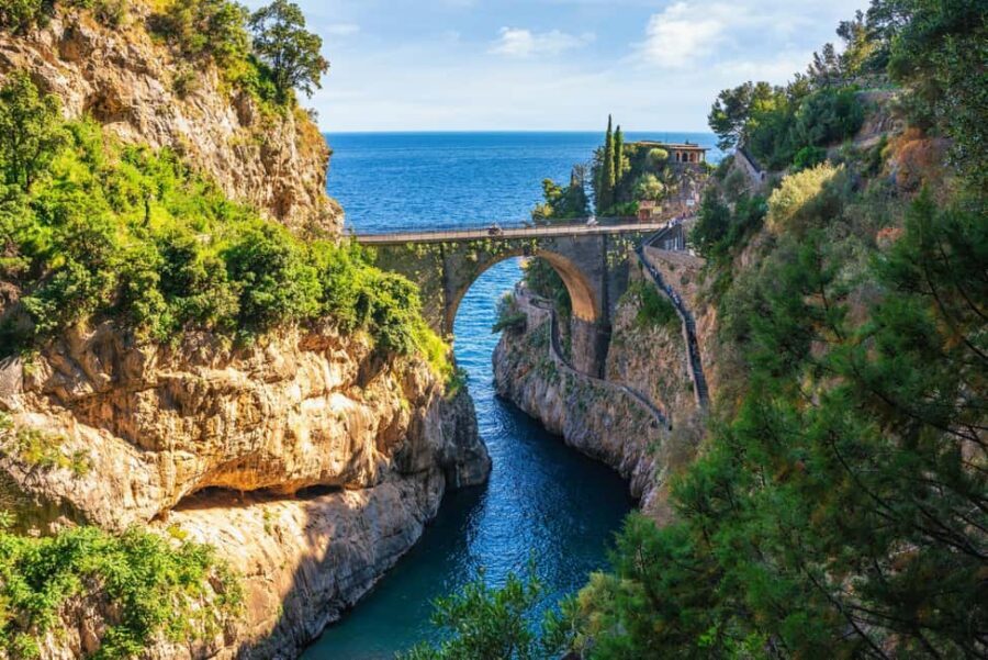 From Positano: Amalfi Coast Boat Tour with Swimming Stop - Getting to Positano Boats at Spiaggia Grande (and finding the right spot fast)
