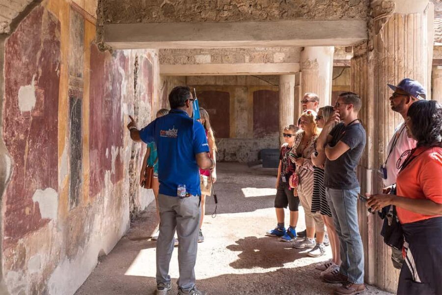 From Rome: Pompeii, Amalfi Coast, and Sorrento Day Trip - Piazza del Popolo meetup and getting on the right coach