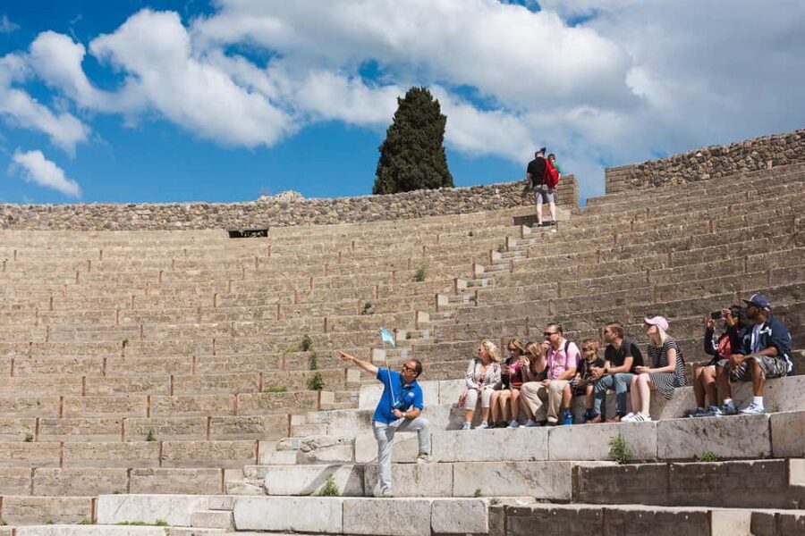 From Rome: Pompeii, Amalfi Coast, and Sorrento Day Trip - The coach ride: Wi‑Fi, air-conditioning, and break stops that matter