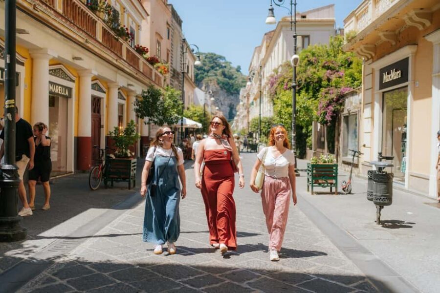 From Rome: Pompeii with Expert Guide & Amalfi Coast Day Trip - The guides: what makes their style matter on this route