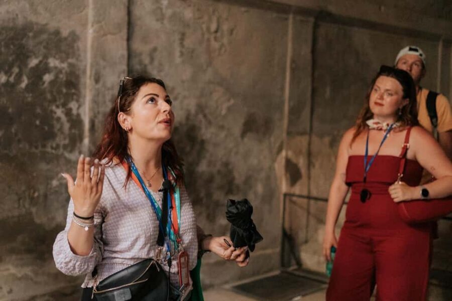 From Rome: Pompeii with Expert Guide & Amalfi Coast Day Trip - Positano free time: lunch, shopping, and cliffside wandering