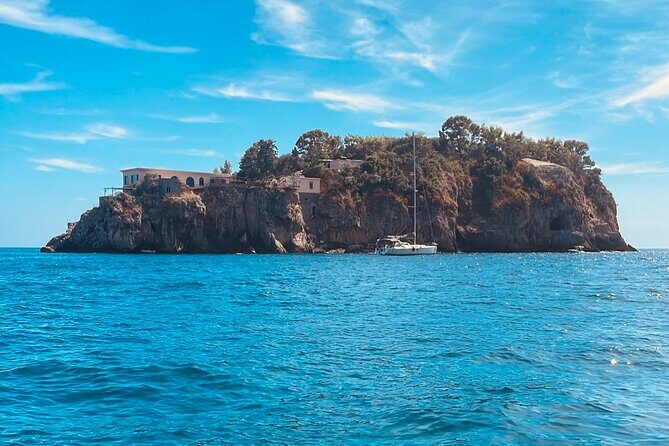 From Sorrento: Positano & Amalfi Coast Small-Group Boat Day Tour - Why this Amalfi Coast day works best by boat