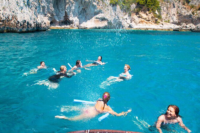 Full day Small Group Boat Tour of the Amalfi Coast from Naples - Motion, weather, and the reality of a full day
