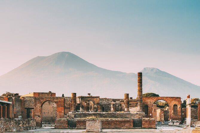 Pompeii, Amalfi Coast and Positano Day Trip from Rome - Pompeii skip-the-line: making the ruins readable in real time
