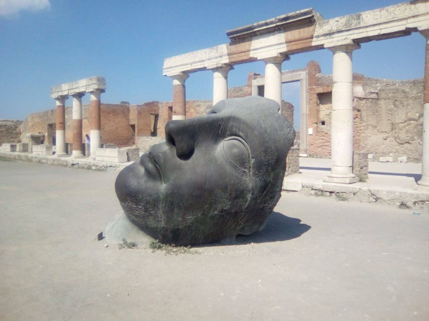 Pompeii and Vesuvius Full-Day Tour from Amalfi Coast - The “on the way back” cameo and coral factory stop