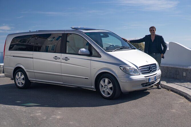 Private Luxury Minivan Full-Day Amalfi Coast Driving Tour - Lunch and reservations: when your guide turns time into a win