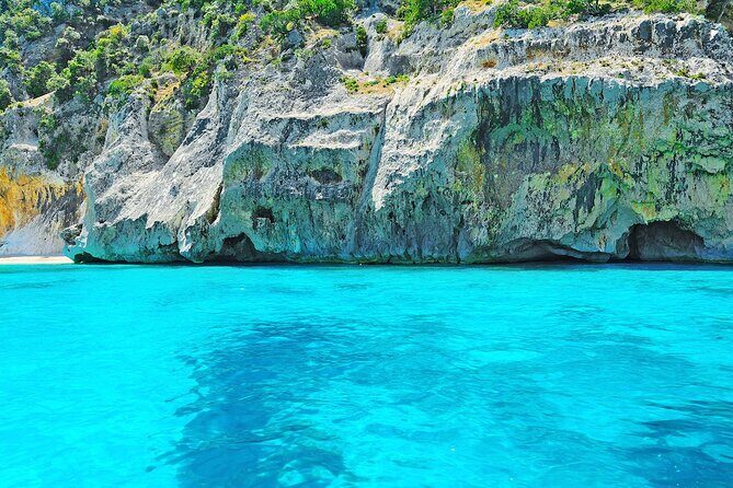 Private Tour: Amalfi Coast to Capri Cruise - Food and Drinks: what’s included, and how you get lunch right