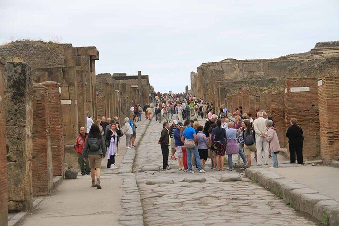 Private Tour of Pompeii, Sorrento and Positano from Naples - Why combining Pompeii, Sorrento, and Positano makes sense