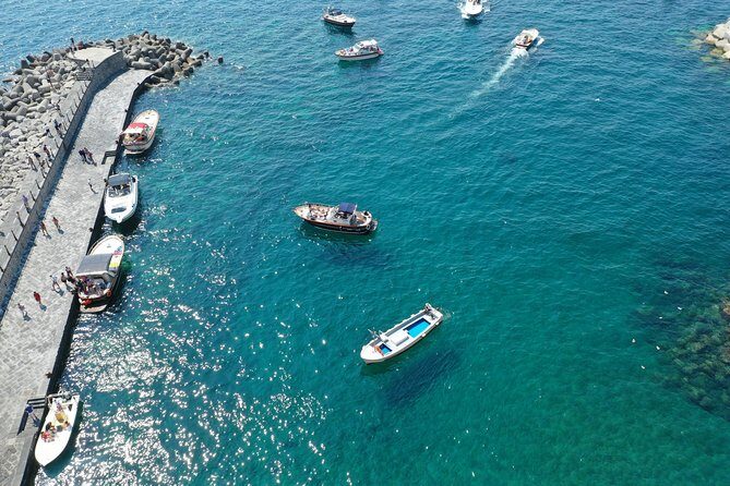 Small Group Boat Tour: Discover the Amalfi Coast from Positano - Drinks, Snacks, and the On-Board Atmosphere